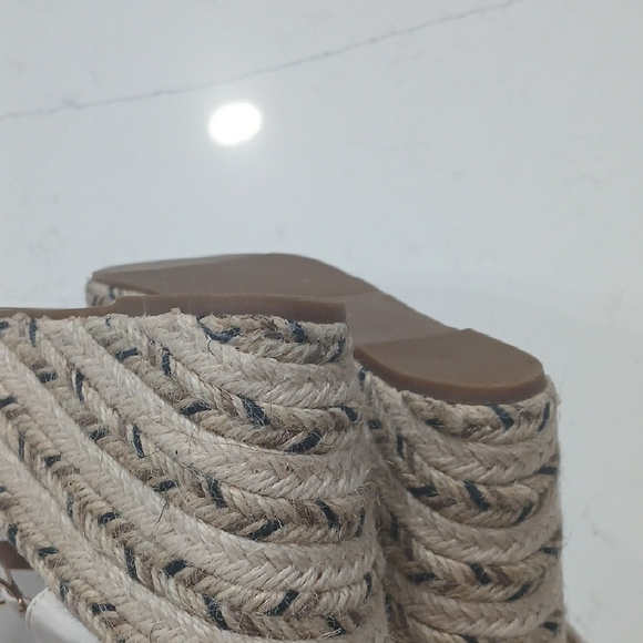 Cream Wedge Sandals Sz41 Fits Size 10 New Without Tag Or Box - Picture 6 of 6